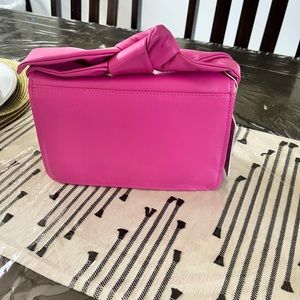Nyalina Knot Bow Leather bag.                                           TedBaker